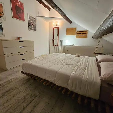 Downtown Loft *